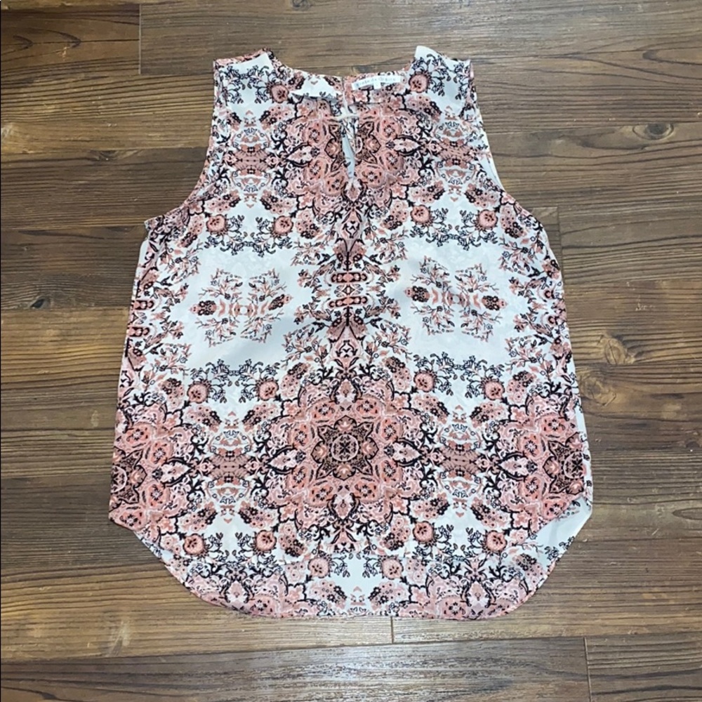 Violet + Claire Tank Top size Large - Picture 2 of 4